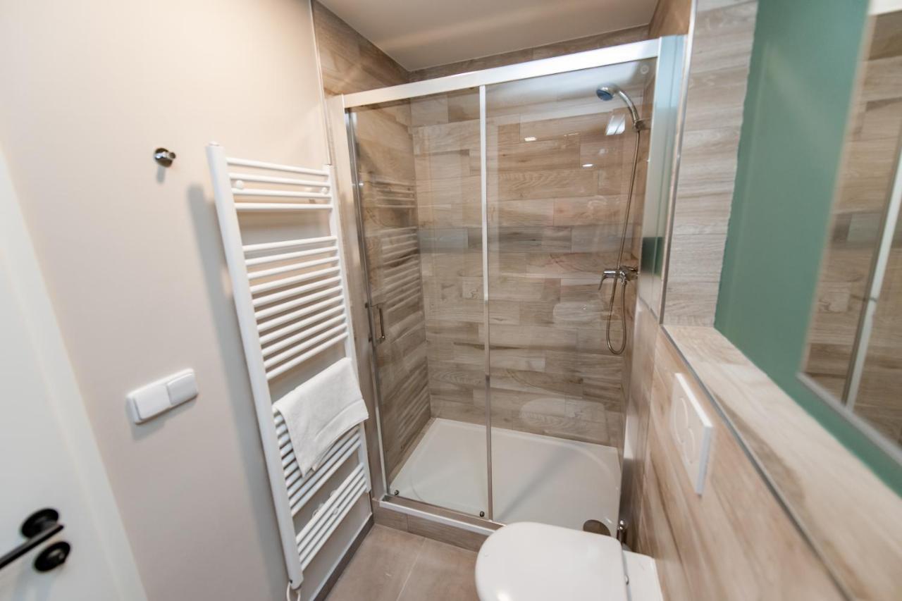 Apartments 4u: KAMPUS Upstairs Hradec Králové Esterno foto